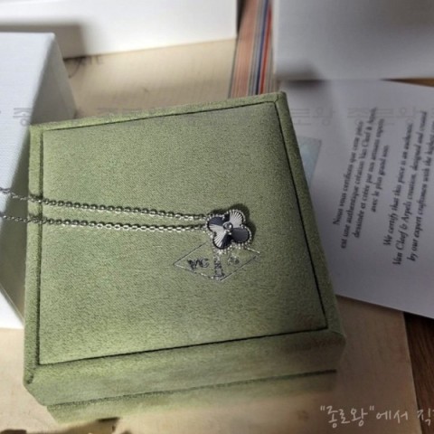 Van Cleef & Arpels 반클리프아펠 기요세 빈티지 알함브라 목걸이