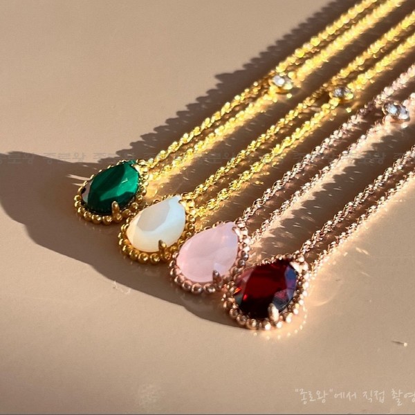 BOUCHERON 부쉐론 쎄뻥 보헴 천연석 목걸이