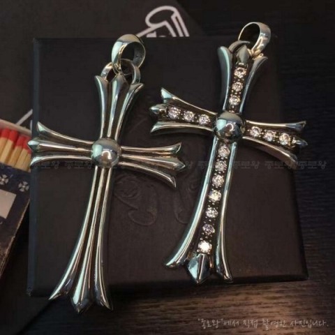 Chrome Hearts 크롬하츠 L 크로스 위드베일 팬던트 (쥬얼리버전)