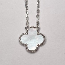 Van Cleef & Arpels 반클리프아펠 빈티지 알함브라 목걸이 18K골드